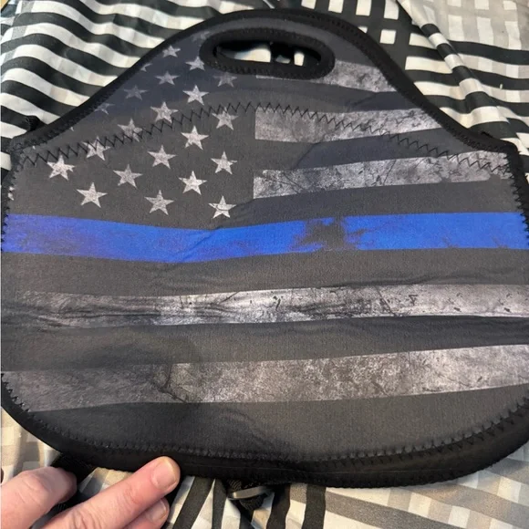 Stylish Thin Blue Line Insulated Lunch Tote | Neoprene Shoulder Bag, unique! - Picture 9 of 9
